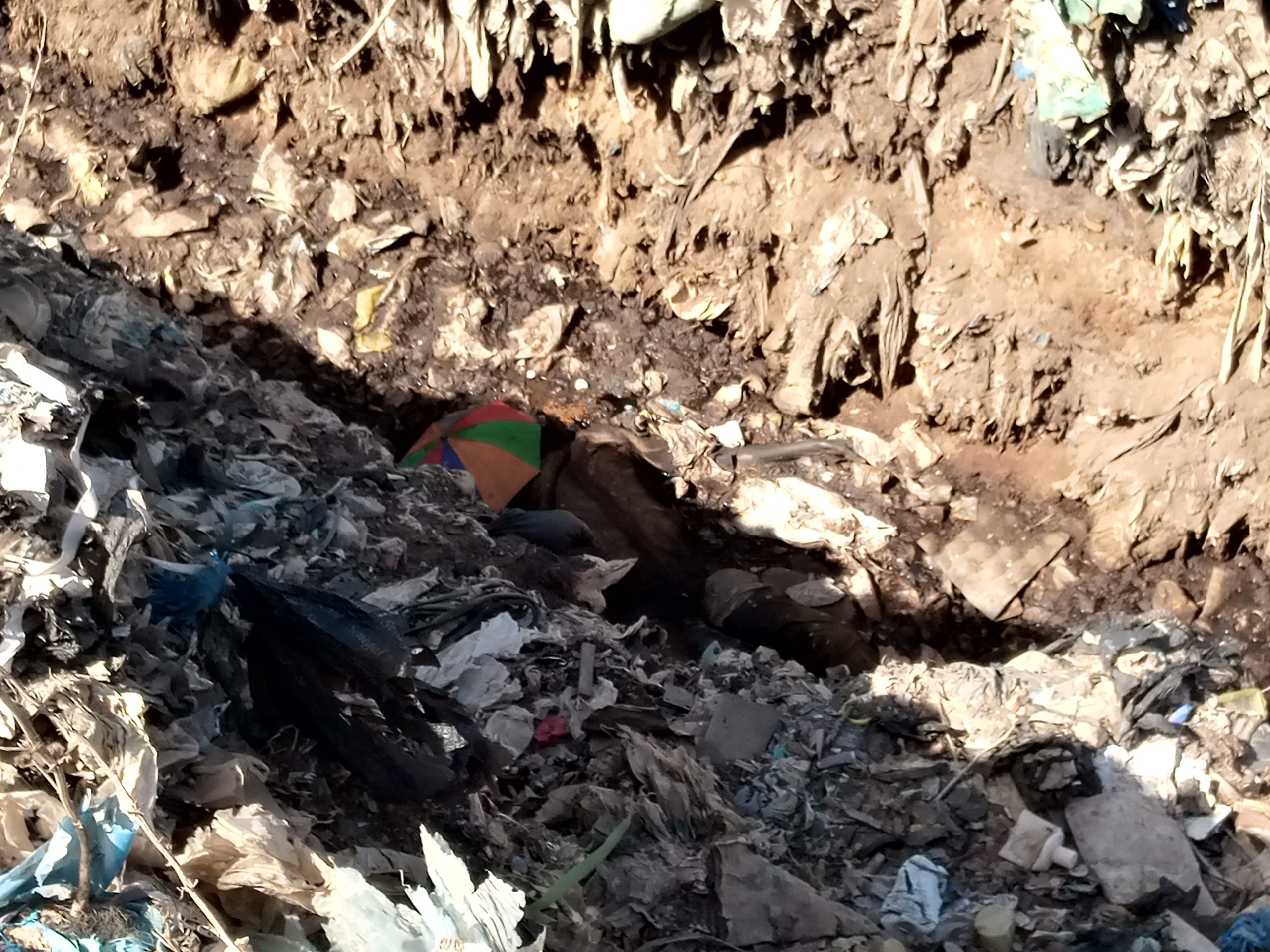 Mbeubeuss : le corps sans vie d&rsquo;un homme découvert dans les ordures