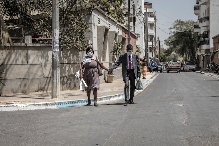 Soyez prêts à faire face au coronavirus : suivez ces conseils et parlez à vos proches…