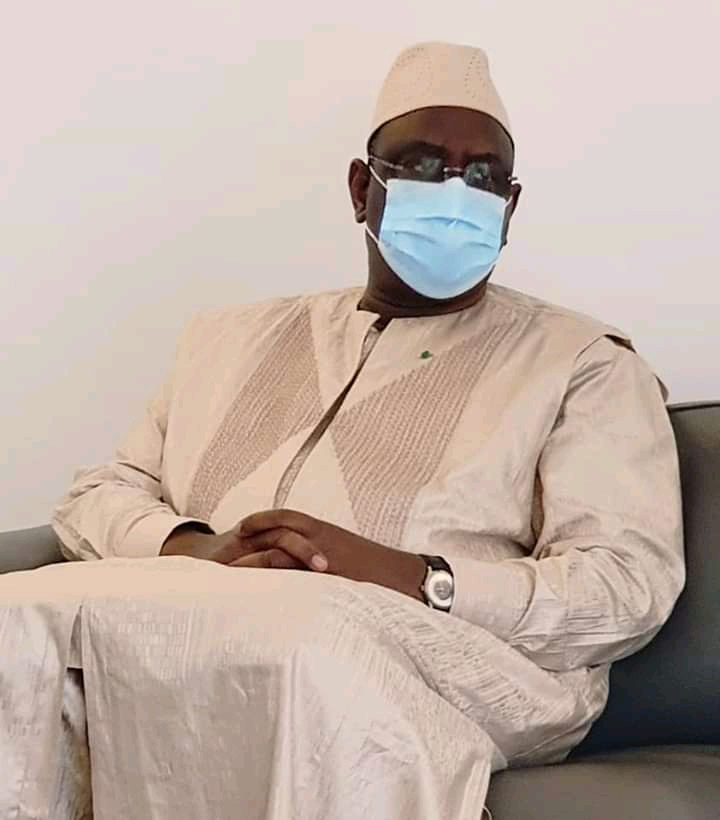 Le Président Macky Sall confie 30 ha de l&rsquo;aéroport de Yoff à la CDC