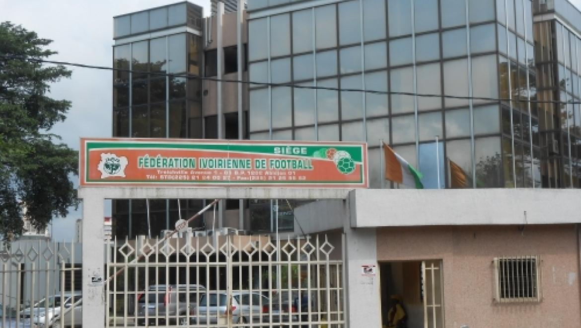 L&rsquo;INSTANCE DIRIGEANTE DU FOOT IVOIRIEN MET FIN A LA SAISON