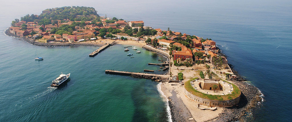 GORÉE : LA PLACE DE L’EUROPE DEVIENT PLACE DE LA LIBERTÉ ET DE LA DIGNITÉ HUMAINE