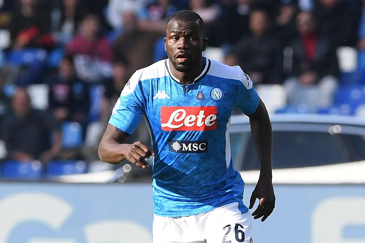 Manchester United attaque avec une offre de 80 millions d&rsquo;Euro pour Koulibaly