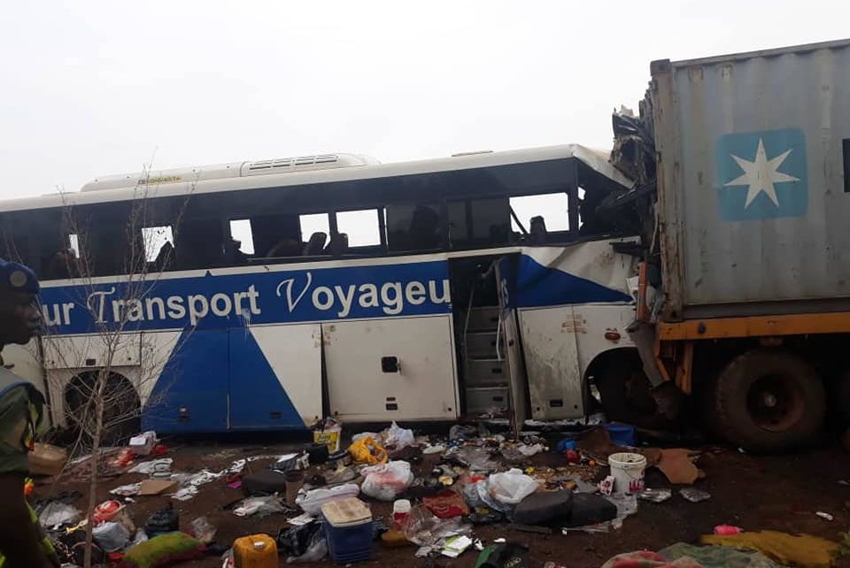 Mali:22 morts et 21 blessés entre un minibus et un poids lourd