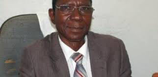 Covid-19 : professeur Omar Faye « un confinement total est nécessaire pour… »