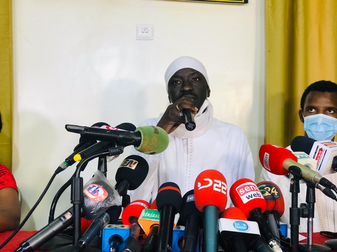 Abdou Karim Xrum Xax « Je reconnais mon erreur de communication dans mon live sur Facebook ».