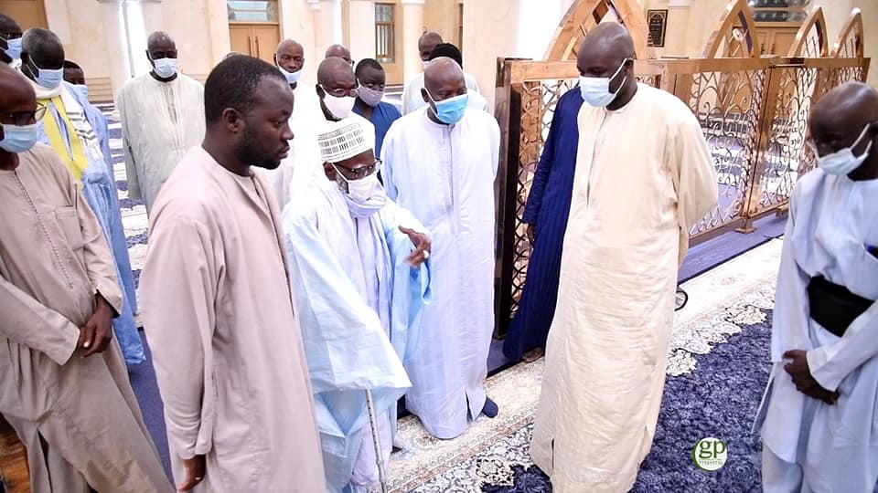 Porokhane: Serigne Mountakha visite la grande mosquée qu&rsquo;il a fait rénover