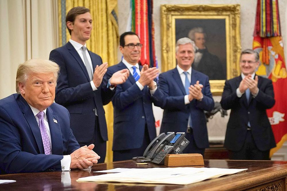 Trump annonce un «accord de paix historique» entre Israël et les Émirats arabes unis