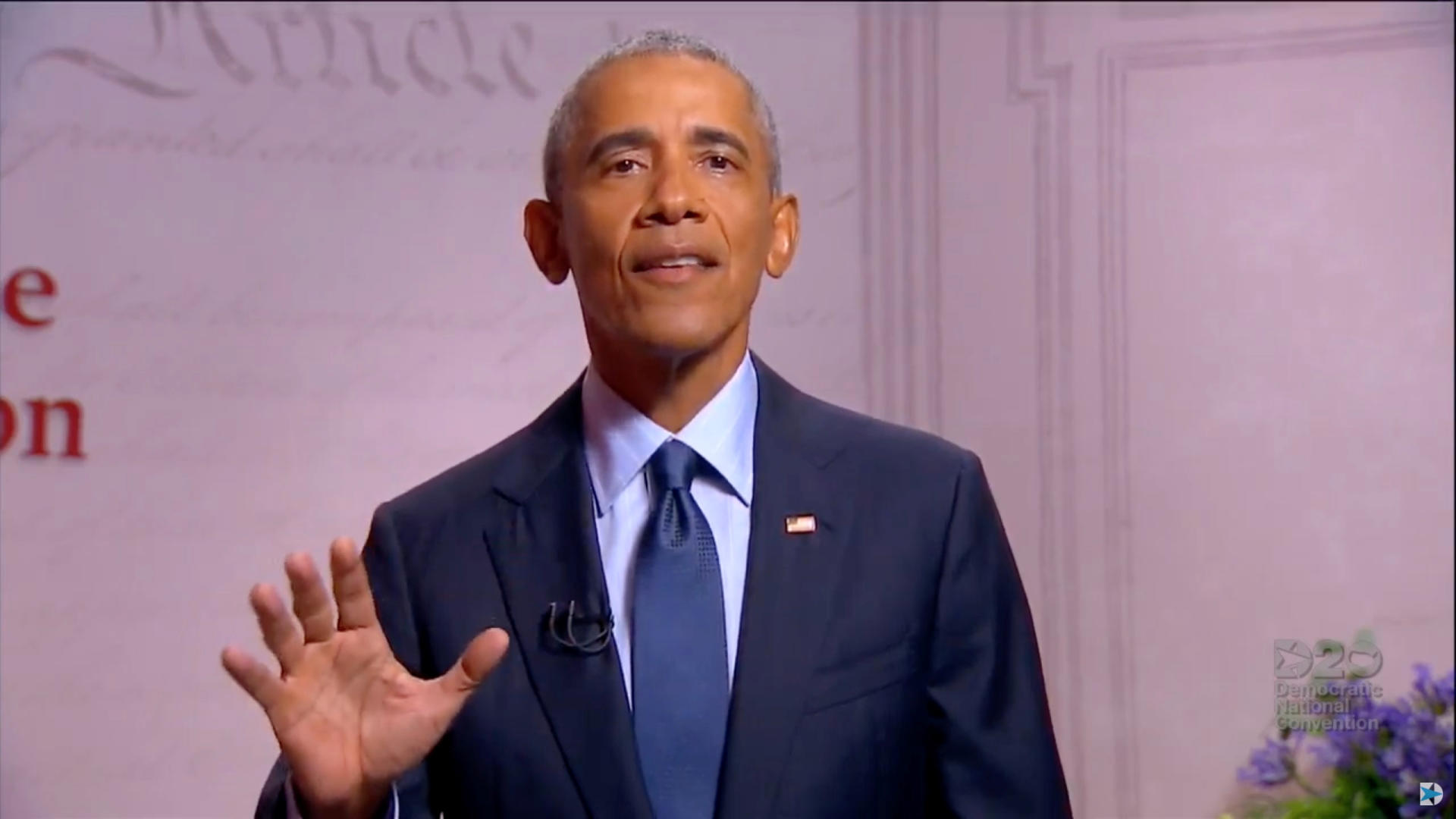 Etats Unis: Campagne présidentielle Obama épaule  Joe Biden