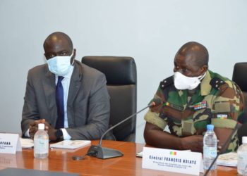 Séance de travail entre le Ministère de l&rsquo;Urbanisme, du Logement et de l’Hygiène publique et le comité de suivi de la mise en œuvre des opérations du « Force Covid 19 »