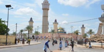 Une délégation du Ministère de l’Urbanisme, du Logement et de l’Hygiène publique conduite par Monsieur Oumar BA DG du Cadre de vie et de l’Hygiène publique s’est rendue ce Dimanche 20 septembre 2020 à Touba