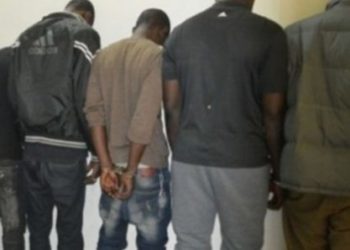 Violation de l&rsquo;arrêté ministériel à Saly : Une trentaine de personnes arrêtées.