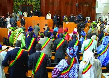 MOUSTAPHA GUIRASSY ET CHEIKH BALBA DIEYE DÉMISSIONNENT DE LA COMMISSION AD HOC…