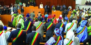 MOUSTAPHA GUIRASSY ET CHEIKH BALBA DIEYE DÉMISSIONNENT DE LA COMMISSION AD HOC…