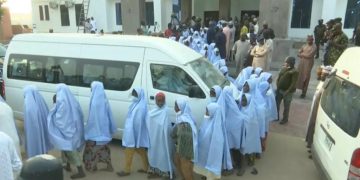 Nigeria: libération ce mardi des lycéennes enlevées dans un pensionnat.