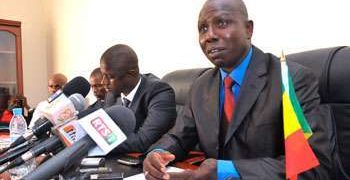 Le magistrat Alioune Ndao, fait ses révélations sur l&rsquo;affaire des biens mal acquis et confond un journaliste.