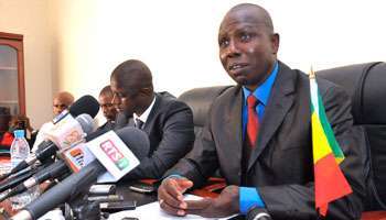 Le magistrat Alioune Ndao, fait ses révélations sur l&rsquo;affaire des biens mal acquis et confond un journaliste.