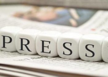 Réforme des médias : réglementation des cartes de presse