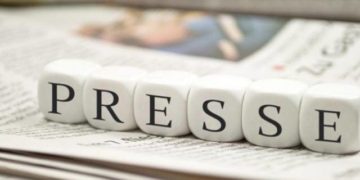 Réforme des médias : réglementation des cartes de presse
