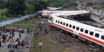 Taïwan : le déraillement d&rsquo;un train fait 48 morts