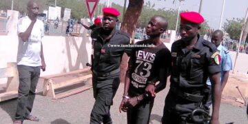 CAMP PÉNAL  Le directeur relevé de ses fonctions