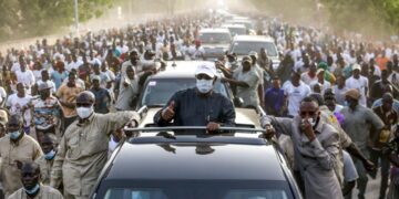 Tournée économique Macky Sall : « Les médecins recrutés auront l&rsquo;obligation de rester cinq ans dans les régions »