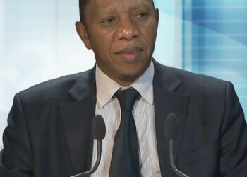 FIBA: Le président Hamane Niang se retire temporairement, après avoir accusé de harcèlement sexuel