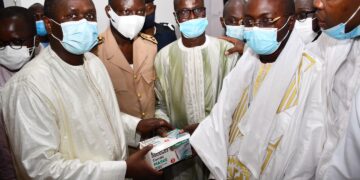 Cérémonie de remise de 50 taxis collectifs pour le transport urbain de proximité de Touba, présidée par M. El hadj Omar Youm