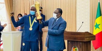 Beach Soccer: Macky offre 10 millions de Fcfa à chaque lion et au staff technique