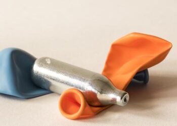 PROTOXYDE D&rsquo;AZOTE, la nouvelle tendance de la drogue