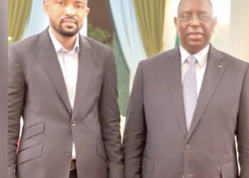 Réponse à Abdoul Mbaye : « Ta bave empestée de haine débordante, n&rsquo;atteindra jamais la blanche colombe… » (Par Moussa Sow)