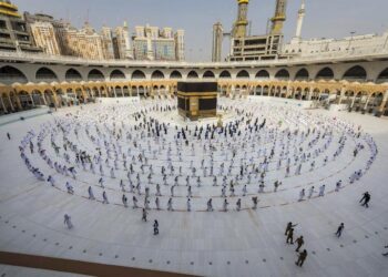 Covid-19 : L&rsquo;Arabie Saoudite rouvre ses frontières aux vaccinés pour le pèlerinage de la umra