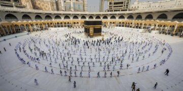 Covid-19 : L&rsquo;Arabie Saoudite rouvre ses frontières aux vaccinés pour le pèlerinage de la umra
