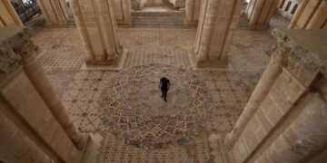 Une des plus vastes mosaïques au monde en Palestine