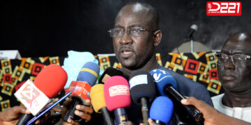 L&rsquo; AIBD à L&rsquo; école: 20.000 Cahiers et 4.000 Boites de craies Remis Aux Ecoliers