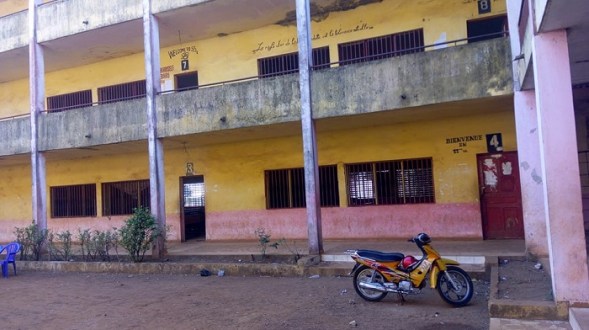 Voulant étudier les élèves du Lycée Léopold Sédar SENGHOR décrètent 24 heures de grève
