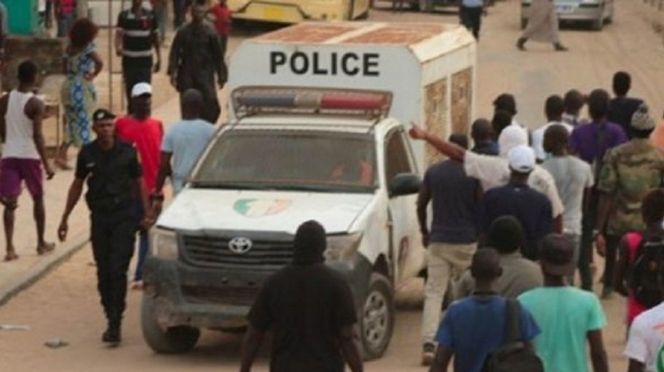 Un comptable dépouillé