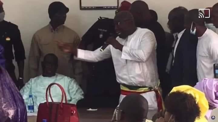 Installation mouvementée du nouveau maire de Guediawaye: les détails sur la bataille