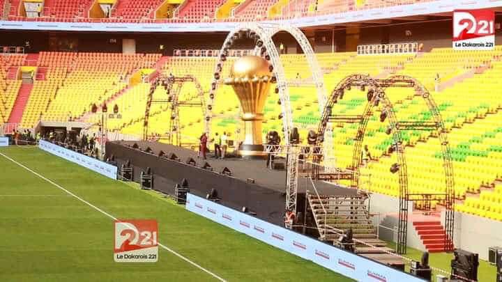 Sport: Dans les vestiaires d&rsquo;un stade à quelques heures de son inauguration