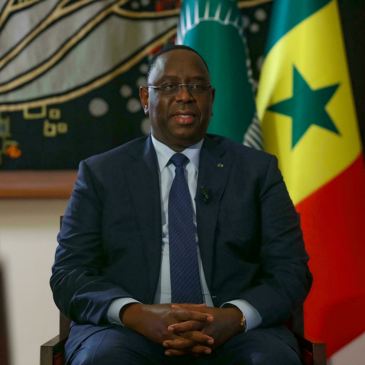 UA: Macky SALL officiellement installé
