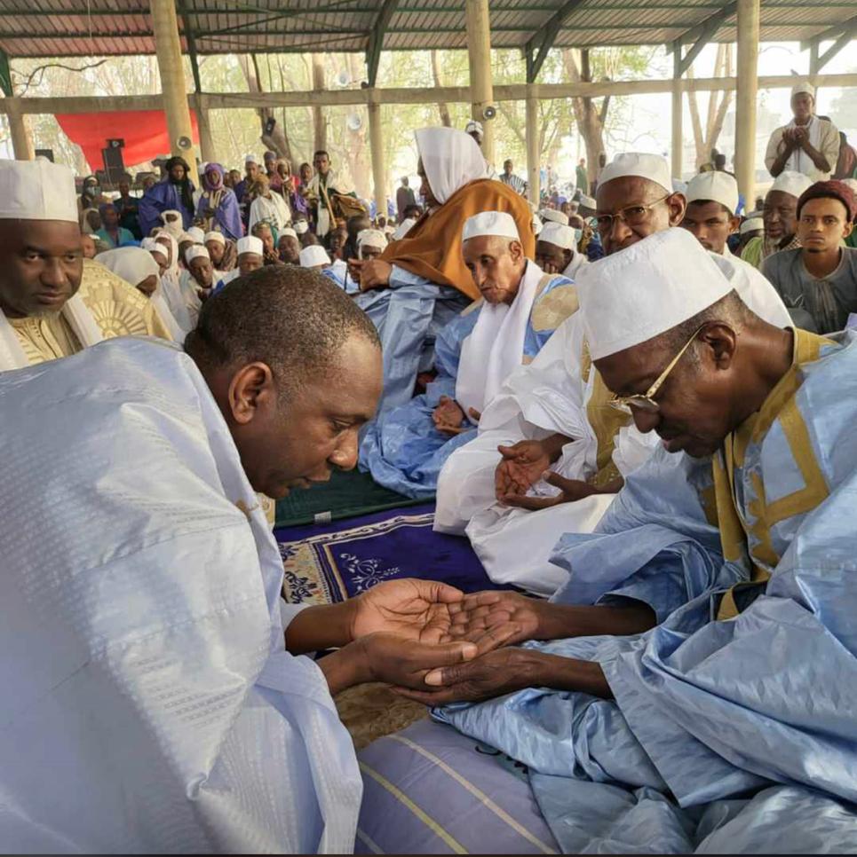 DAAKA 2022 : Abdoul LY, Dg ARTP, reçu dans la matinée du vendredi par El Hadji Thierno Amadou Tidiane BA, Khalife de Madina Gounass