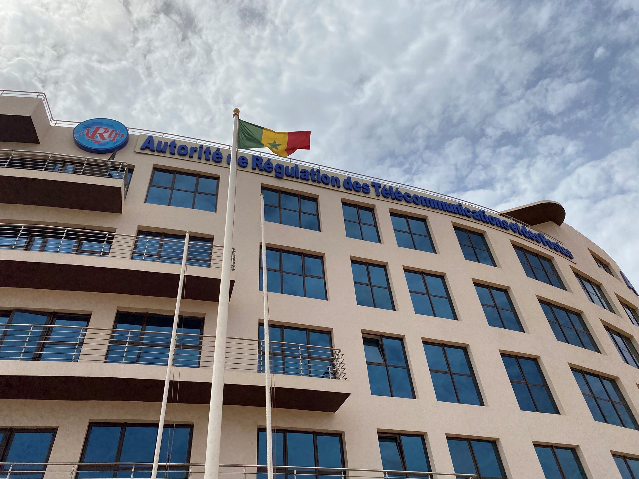 Réajustement des pénalités infligées aux opérateurs de téléphonie: L’Artp vers  l’application de nouvelles sanctions à la SONATEL, la SAGA AFRICA HOLDINGS LIMITED et EXPRESSO SENEGAL