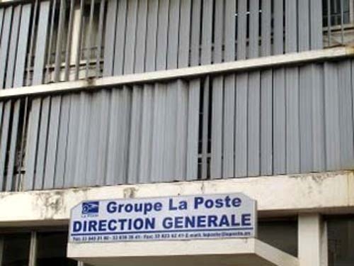 Affaire Poste Finances : 150 millions retrouvés dans les coffres des agents en prison, une centaine de chèques-prêts de 30 à 400 millions saisis…
