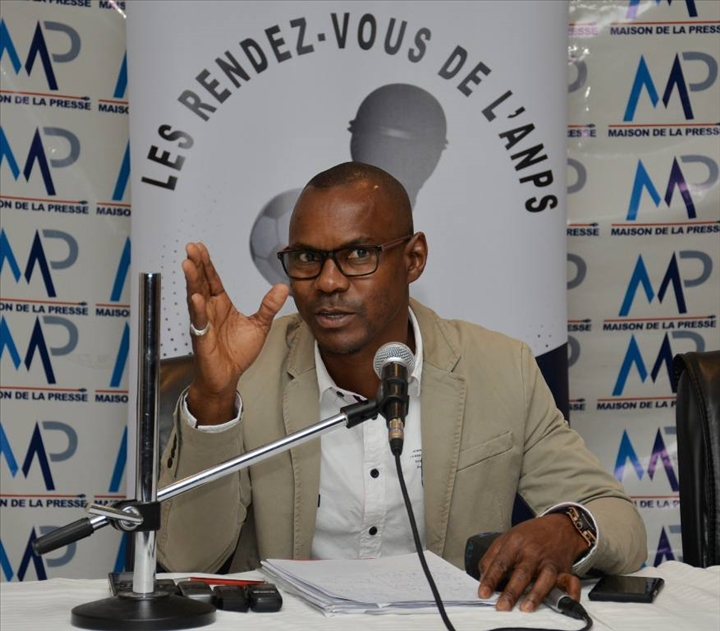 « Les politiciens sont tous mus par des appétits carnassiers usant et utilisant le peuple comme de la chair à canon », libre propos du journaliste Abdoulaye Thiam de Sud Quotidien