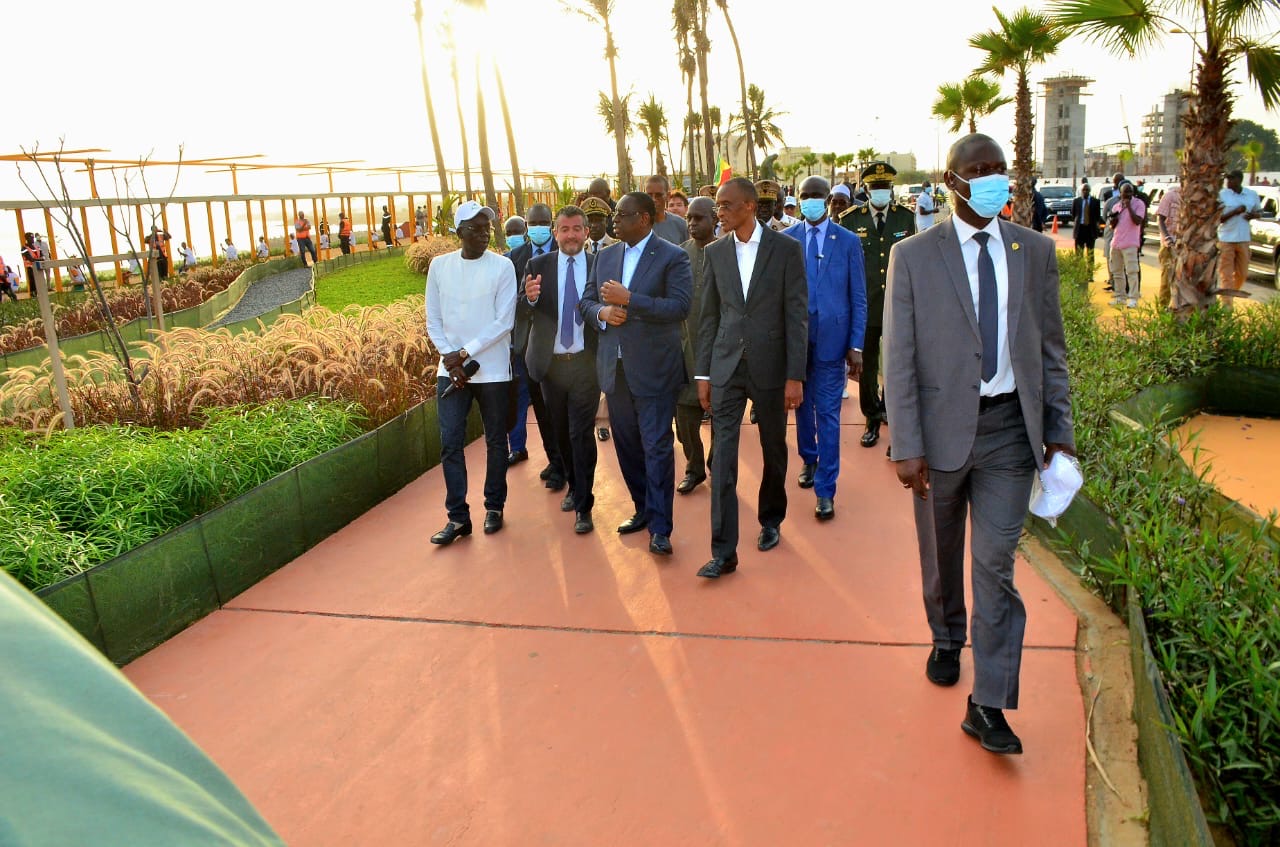Visite de Macky Sall sur la corniche Ouest « Sénégal propre, Sénégal zéro bidonville, Dakar verte, corniche bou Yès »