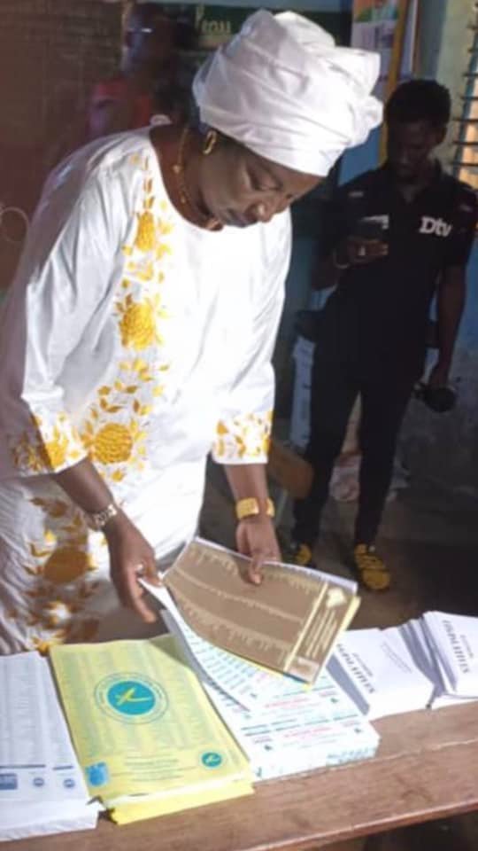 Aminata Touré appelle tous les citoyens aux urnes
