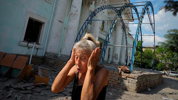 Civils piégés à Lyssytchansk, au moins 17 morts dans la région d’Odessa