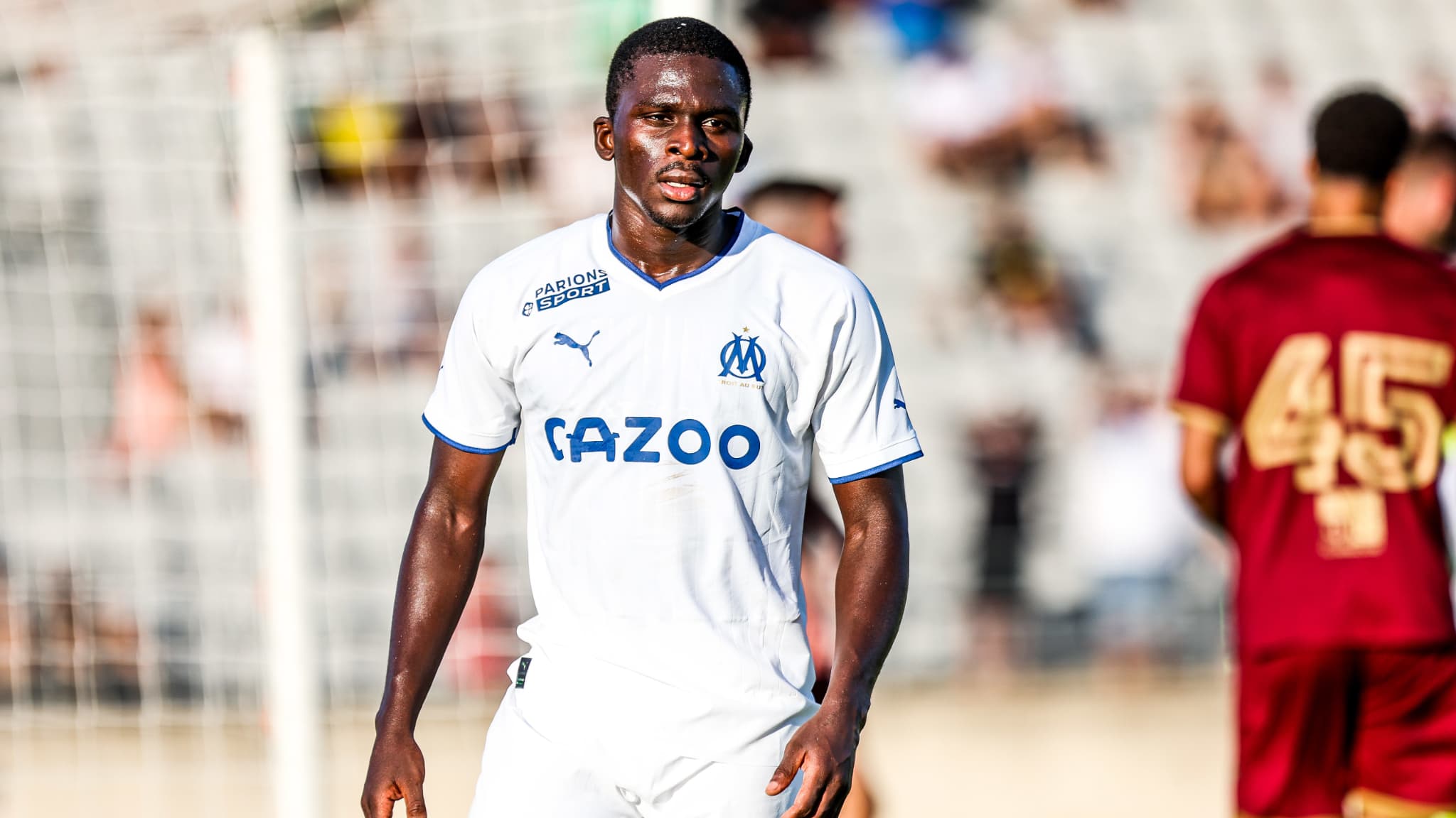 Poussé vers la sotie à Marseille, Bamba Dieng ne manque pas de prétendant !