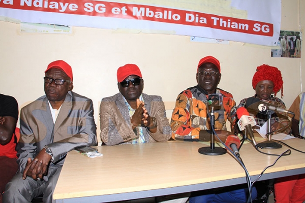 LE DANTEC, AND GUEUSSEUM SALUT LE DÉMÉNAGEMENT ET FÉLICITE LE PRÉSIDENT DE LA RÉPUBLIQUE.