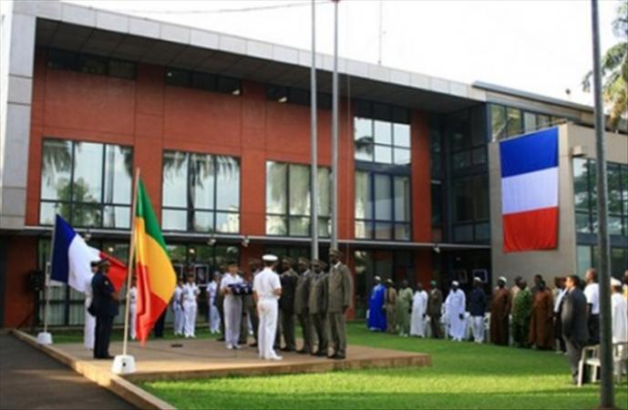 L’ambassade française à Bamako répond aux accusations du Mali sur le soutien des terroristes en terre malienne