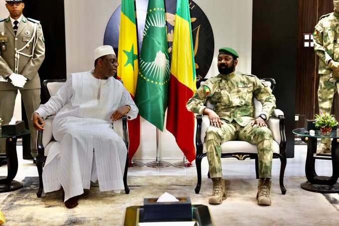 En visite à Bamako, le président Macky Sall apporte son soutien au peuple malien 